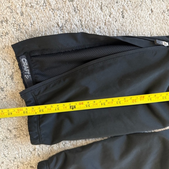 Craft Men's Black training Joggers wind proof
Biking, skiing, golf light lining - Picture 9 of 11